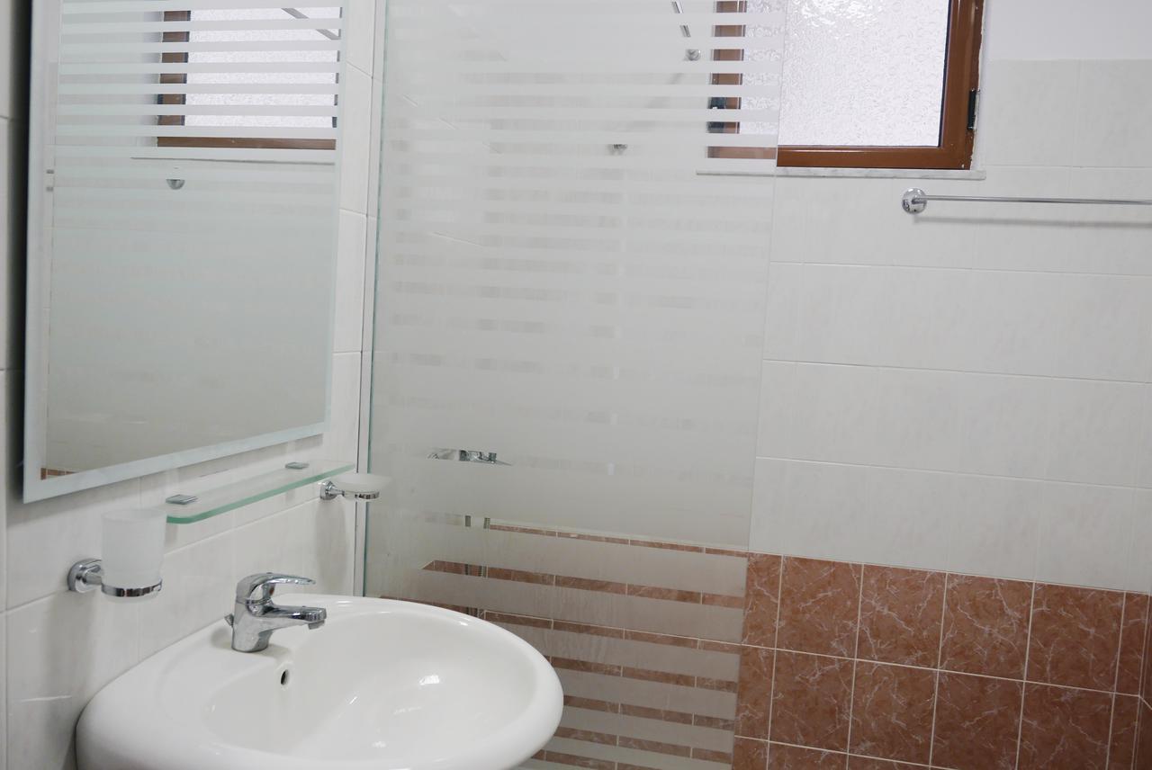 Victoria'S Sea-Cret Apartment Sarande Luaran gambar