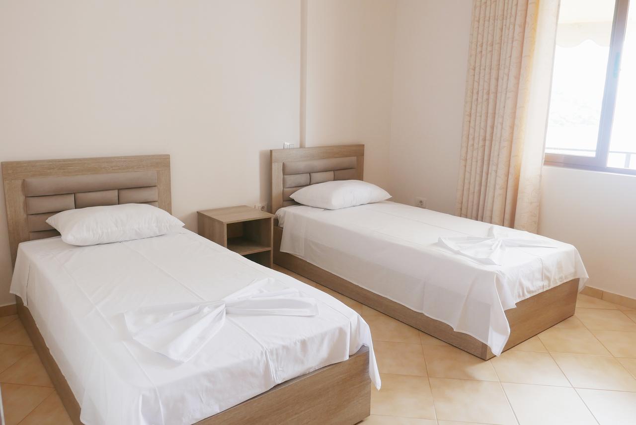 Victoria'S Sea-Cret Apartment Sarande Luaran gambar