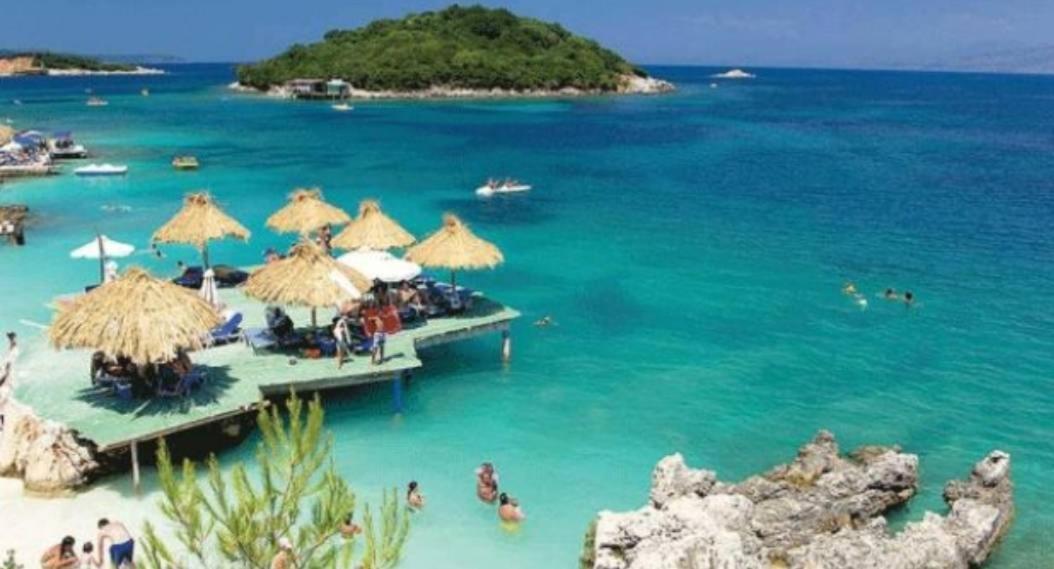 Victoria'S Sea-Cret Apartment Sarande Luaran gambar